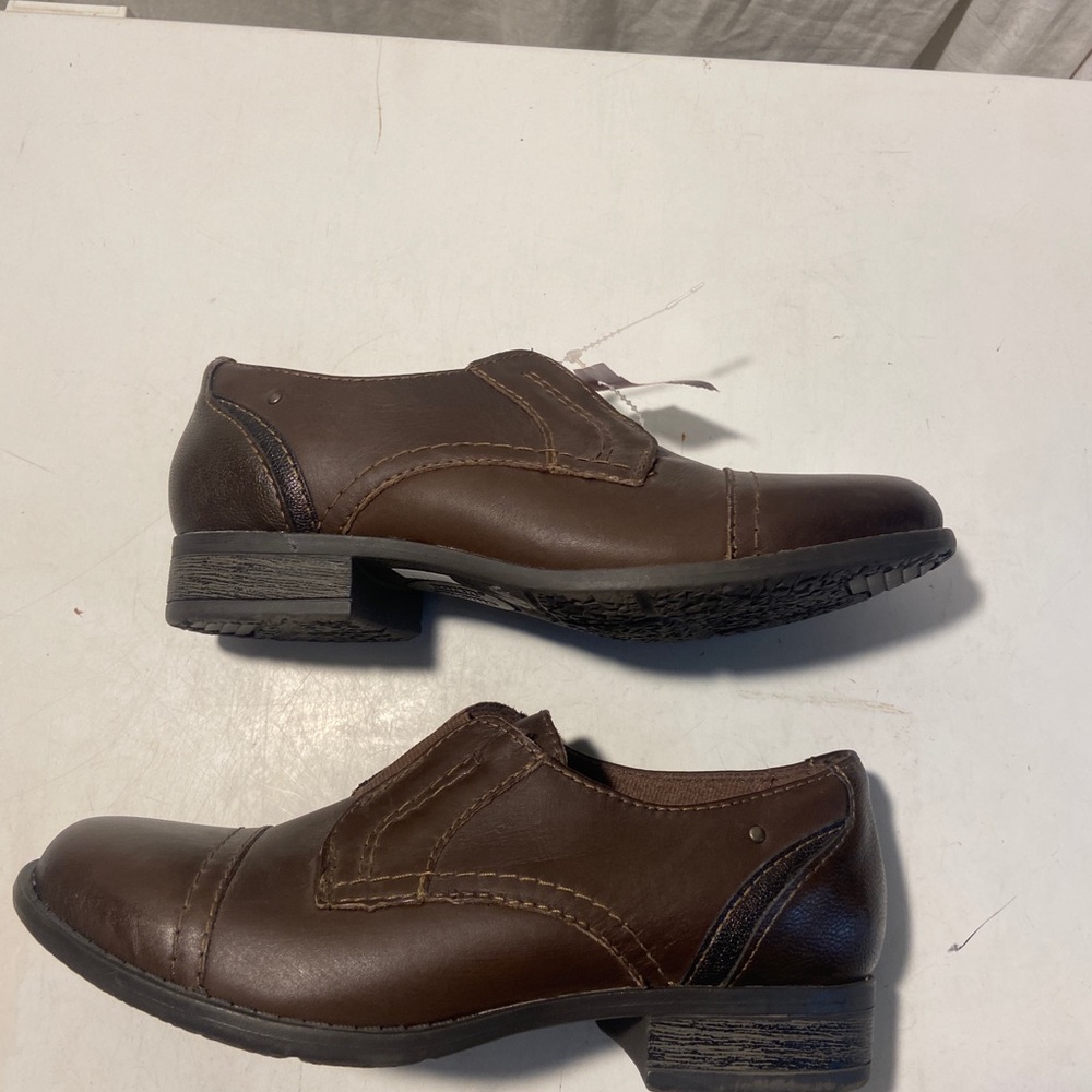 Earth brown leather leather Oxford loafers slip on style 1/2” block heel size 6 - Picture 5 of 7